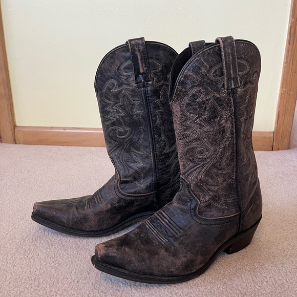 Western Cowboy Boots - Picture 2 of 7